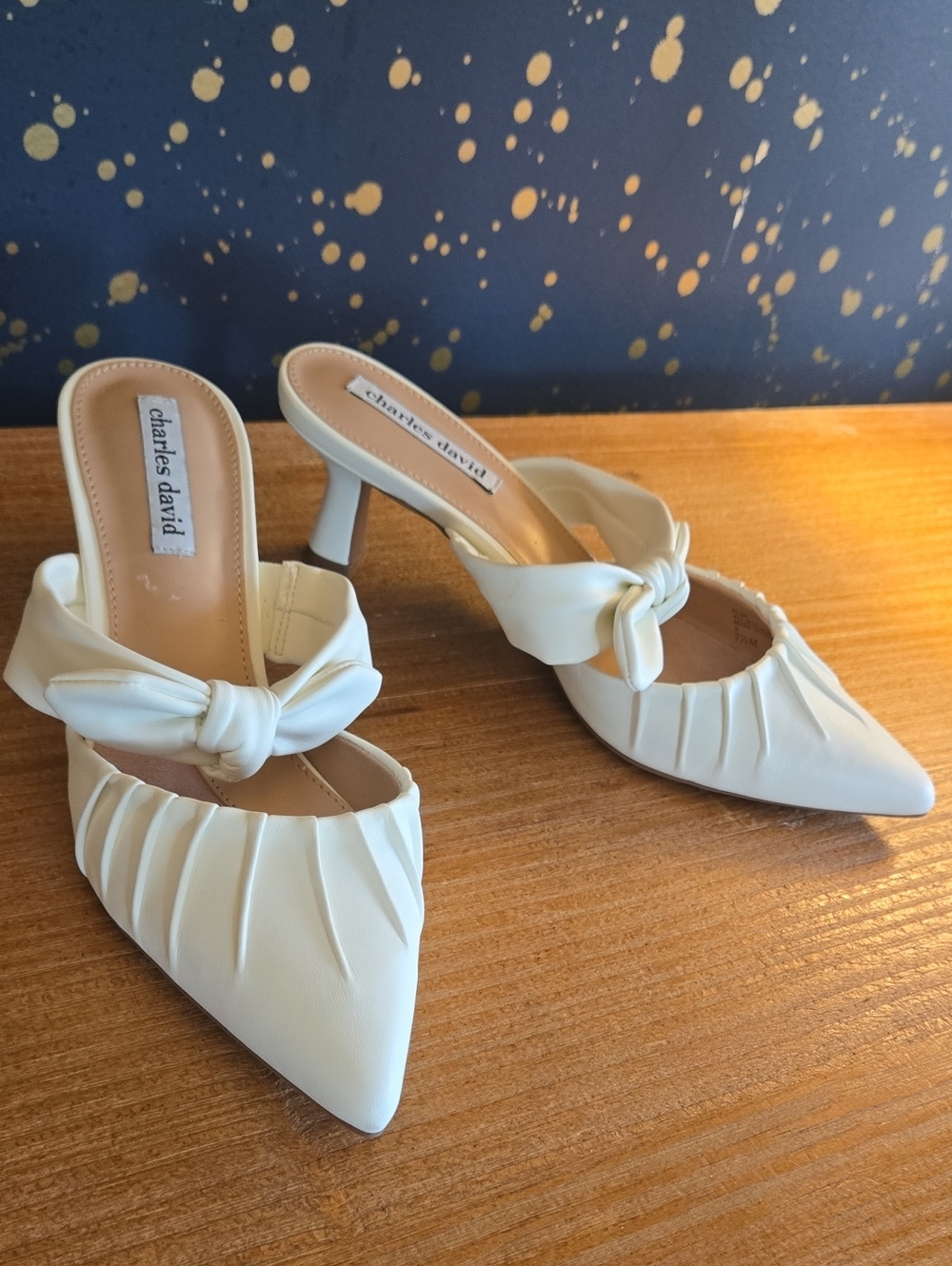 Mule Sandals Tie Kitten Heel Charles David Clean Girl Minimalist 7.5